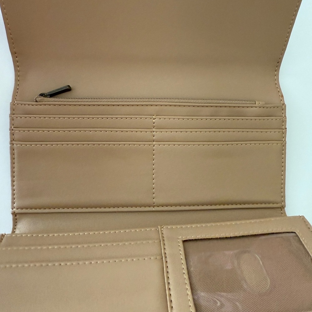 Target Universal Thread Leopard Print Women's Clu… - image 2